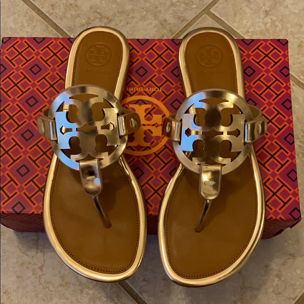 Tory Burch Rose Gold Millers Sz 6